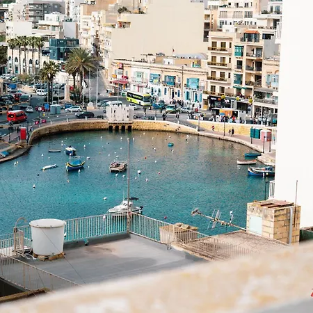 A Penthouse In The Heart Of St Julians Apartment