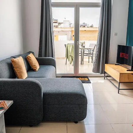 아파트 A Penthouse In The Heart Of St Julians Saint Julian's